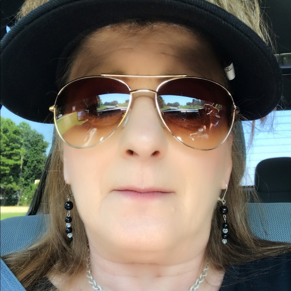 Meet your Posher, Susan